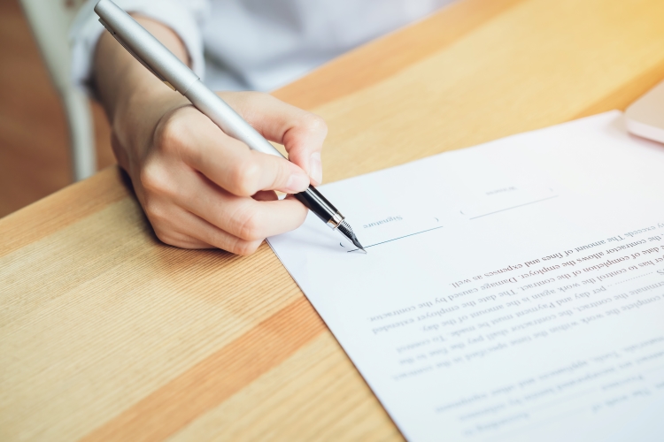 What Is a Release Clause in a Settlement Agreement